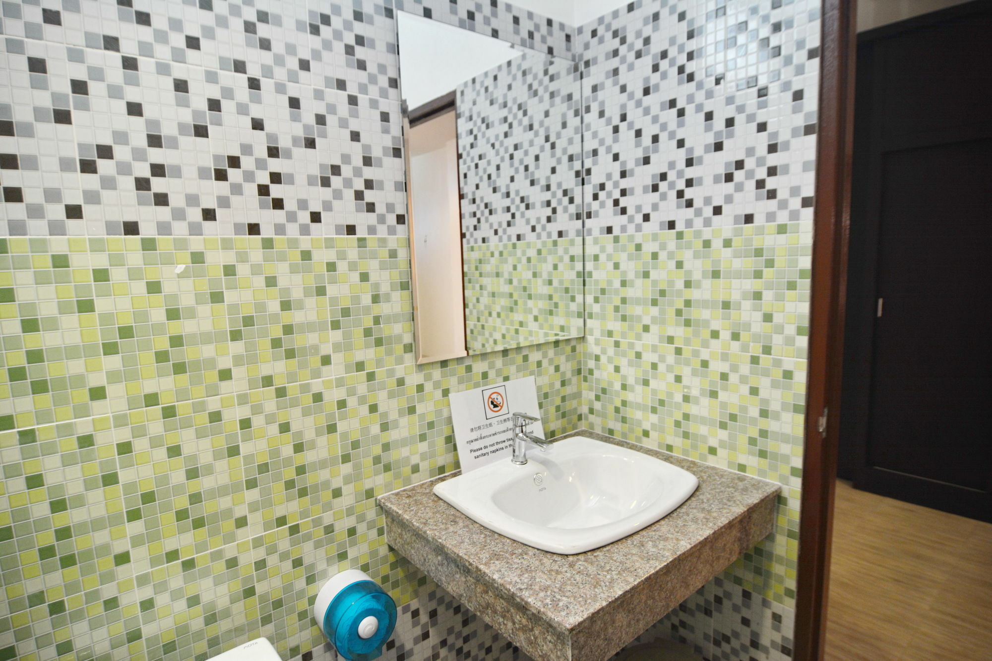 קו לנטה The Sea @ Lanta Hotel מראה חיצוני תמונה